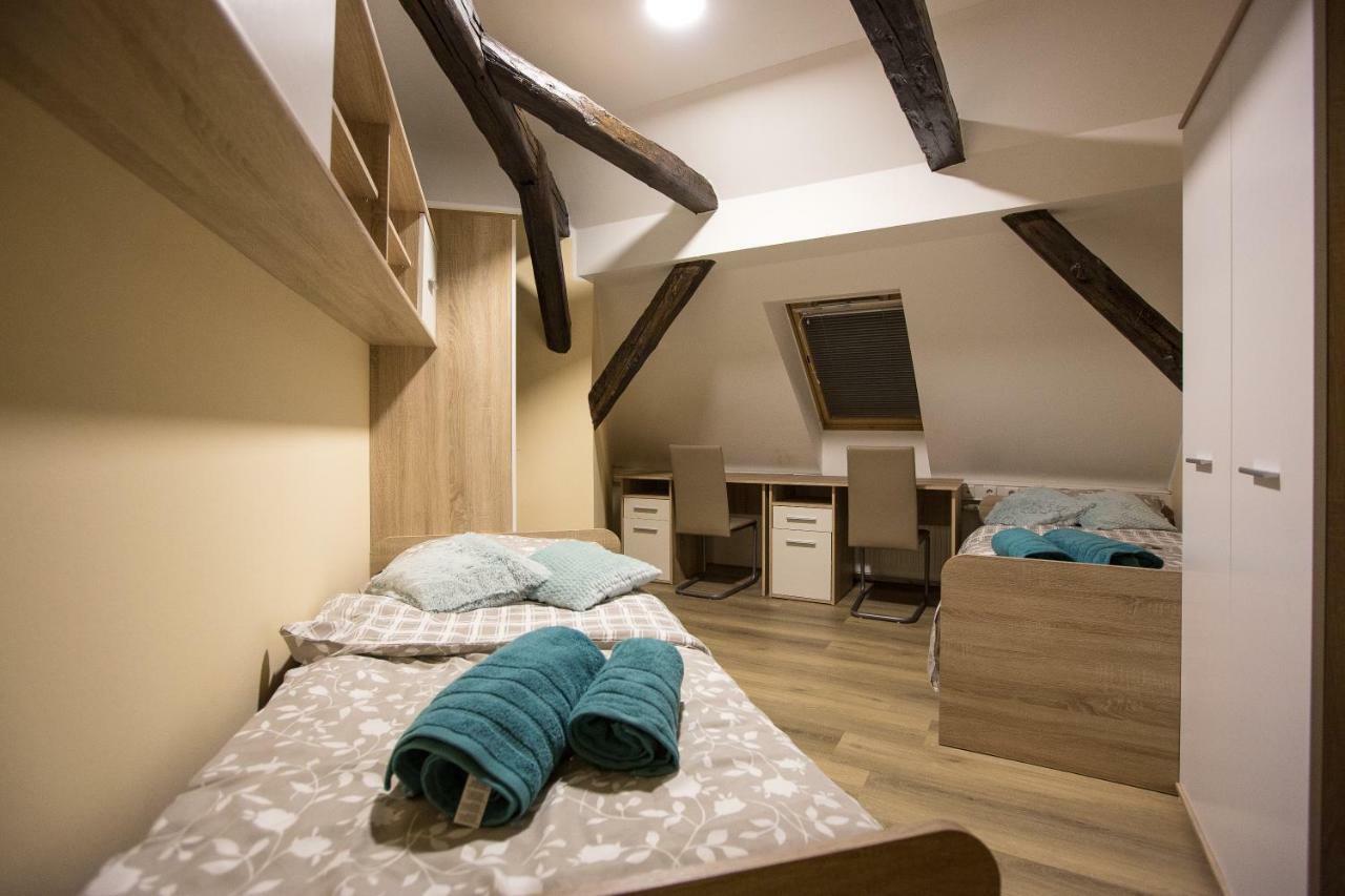 Minidorm Rooms In Heart Of City Center Марібор Екстер'єр фото