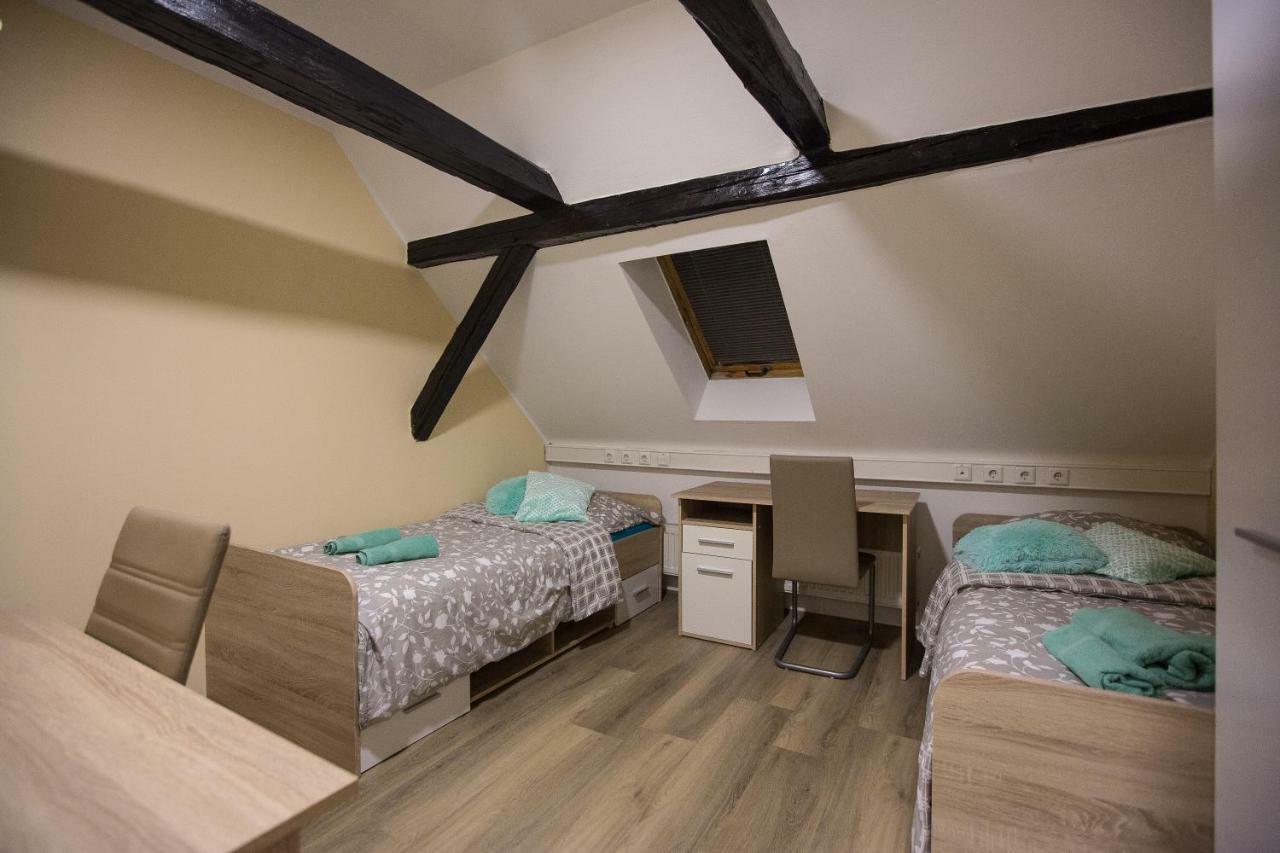 Minidorm Rooms In Heart Of City Center Марібор Екстер'єр фото