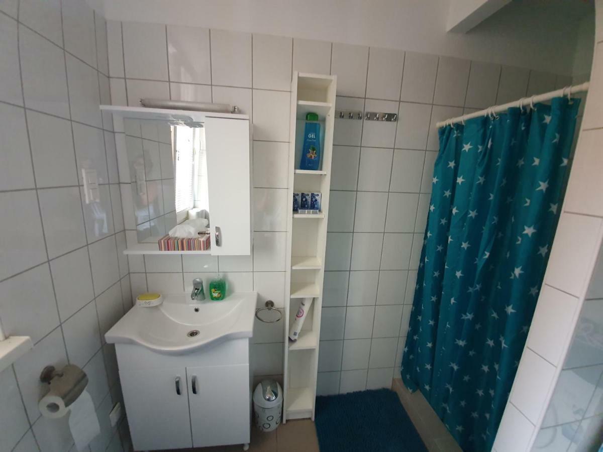 Minidorm Rooms In Heart Of City Center Марібор Екстер'єр фото